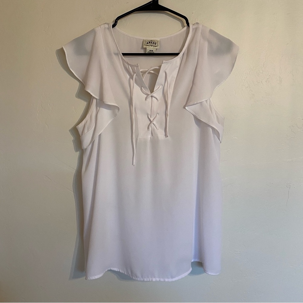 Ariat White Ruffle Sleeve Women's Blouse size M